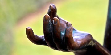 sculptori celebri