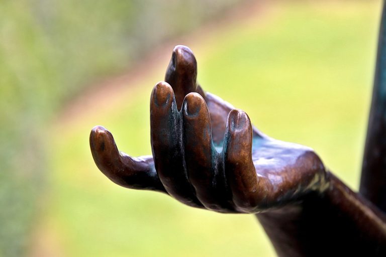 sculptori celebri