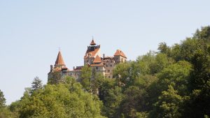 cine a construit castelul bran